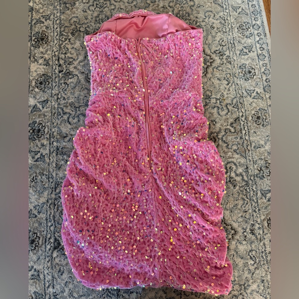 pink sparkly dress - short